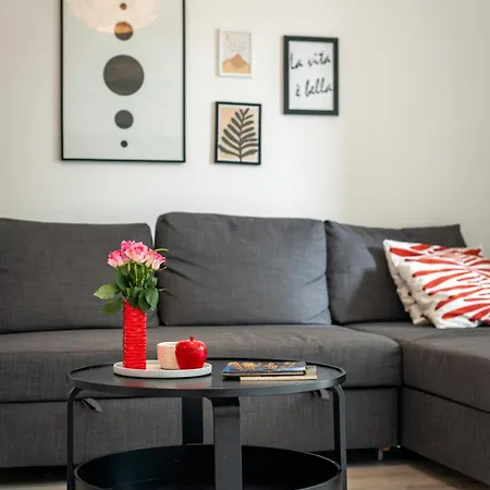 Nora - Modern Cozy With Free Parking And Terrace Apartamento