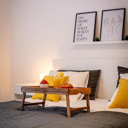 דירה Nora - Modern Cozy With Free Parking And Terrace