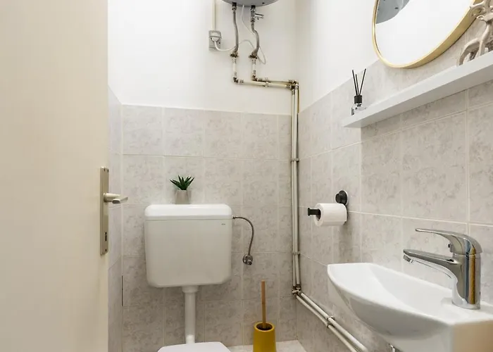 Nora - Modern Cozy With Free Parking And Terrace