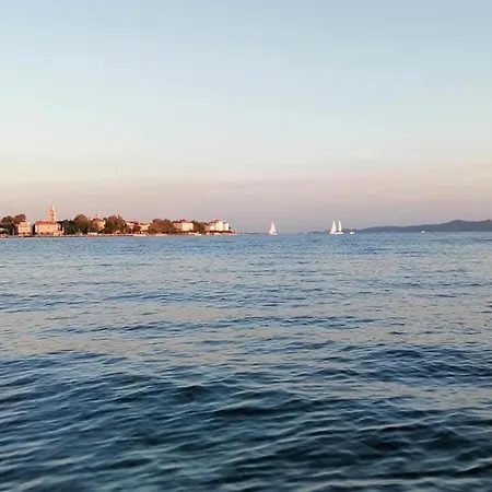 Nora - Modern Cozy With Free Parking And Terrace Apartamento