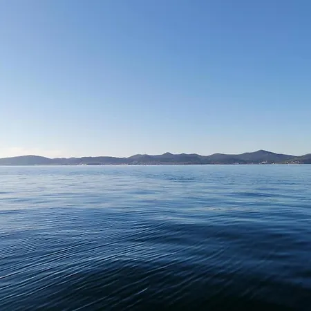 Lejlighed Nora - Modern Cozy With Free Parking And Terrace