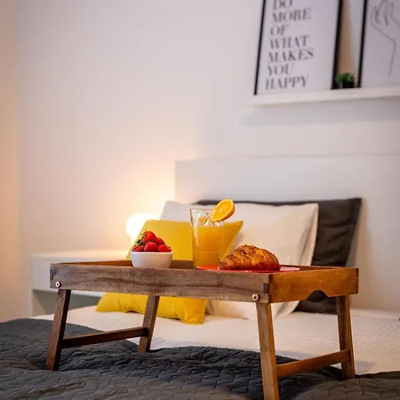 Nora - Modern Cozy With Free Parking And Terrace 公寓 *