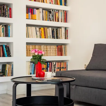 Nora - Modern Cozy With Free Parking And Terrace 公寓